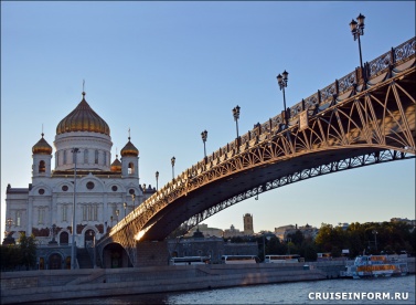 С 13 июля будет вновь открыт проход по Патриашему мосту в Москве