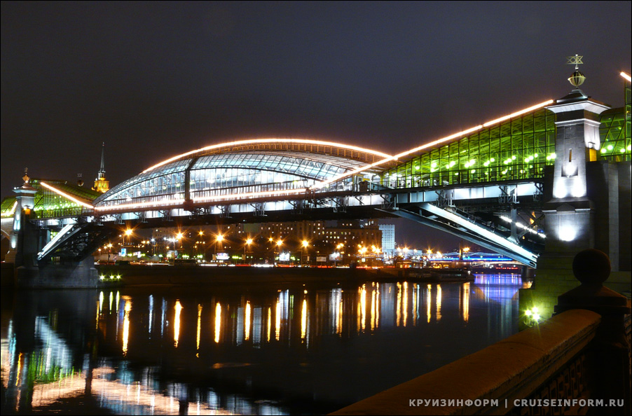Мост Богдана Хмельницкого в Москве