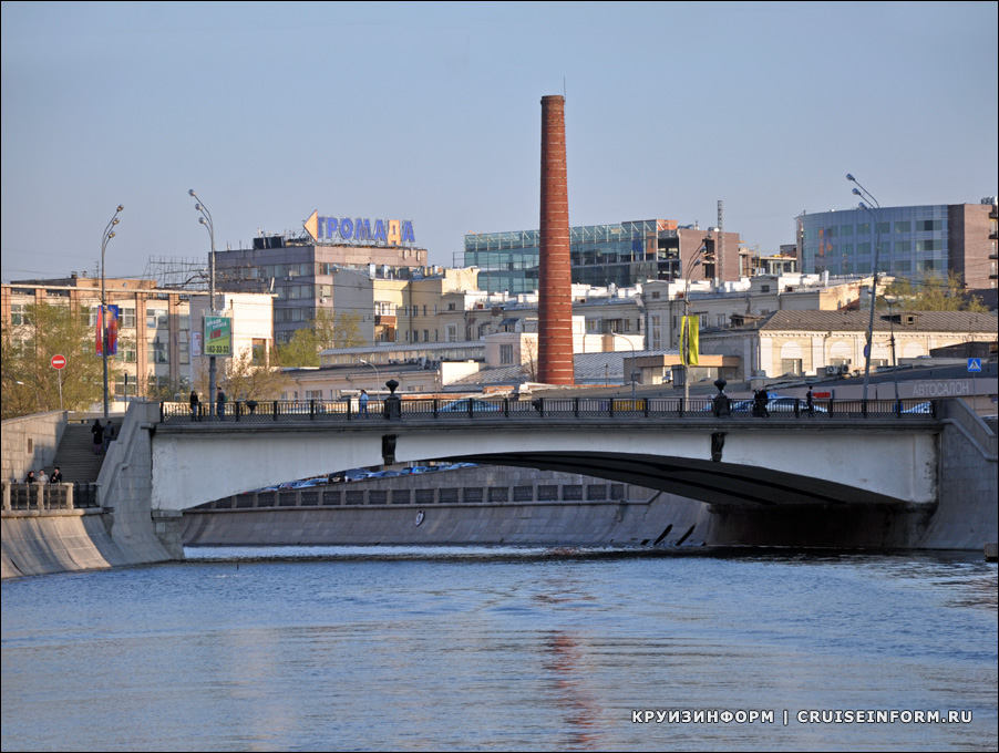 Малый Краснохолмский мост на Водоотводном канале