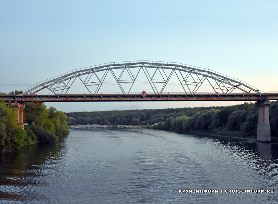 Афанасьевский мост через реку Москву в районе Воскресенска