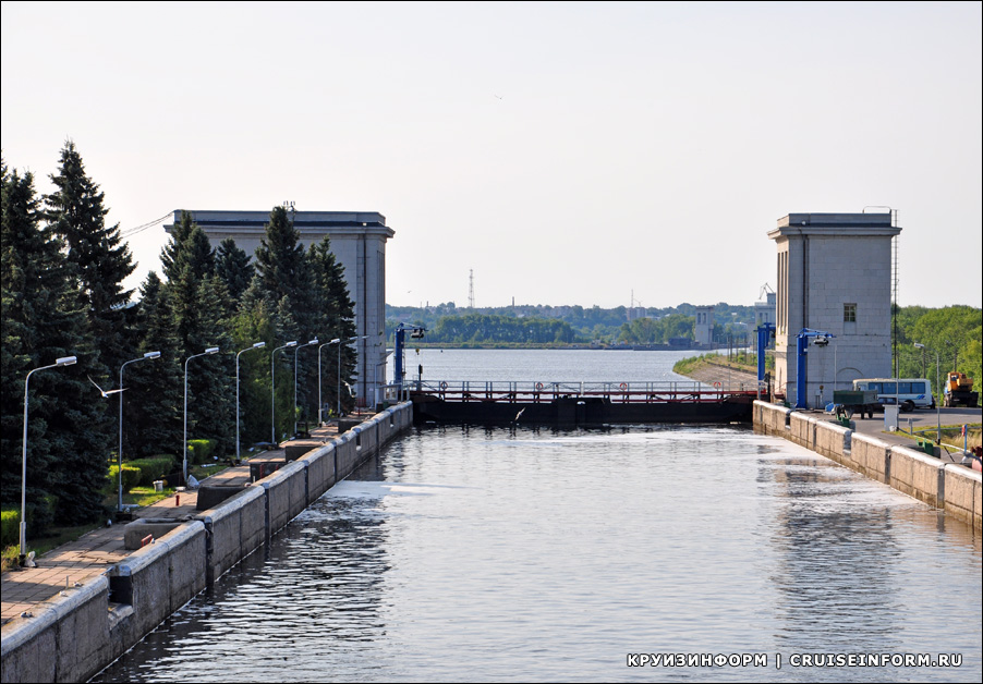 Нижегородская ГЭС, шлюз 13 и 14