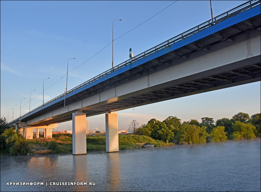 Автомобильный мост через реку Москву в Жуковском