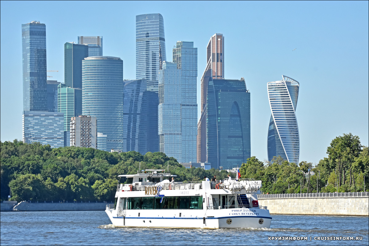Электроаквабусы по Москва-реке запустит питерская компания