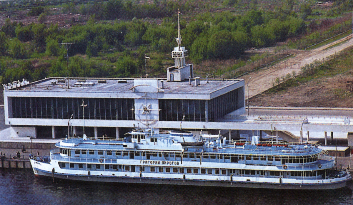 Южный речной вокзал Москвы
