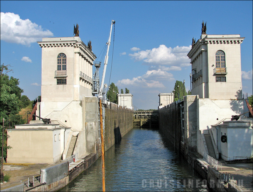 Шлюз №12 Волго-Донского судоходного канала