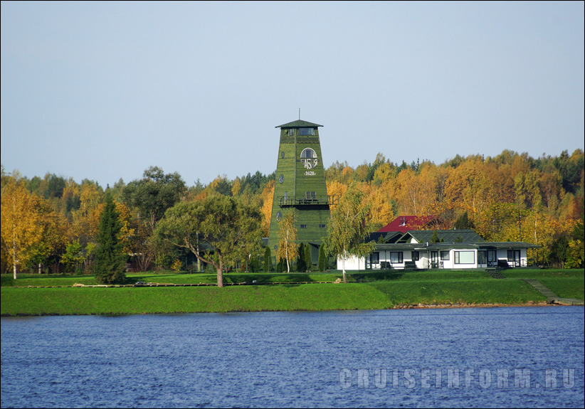 Иваньковское водохранилище (река Волга)