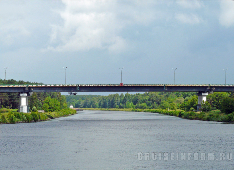 Татищевский мост через Канал имени Москвы